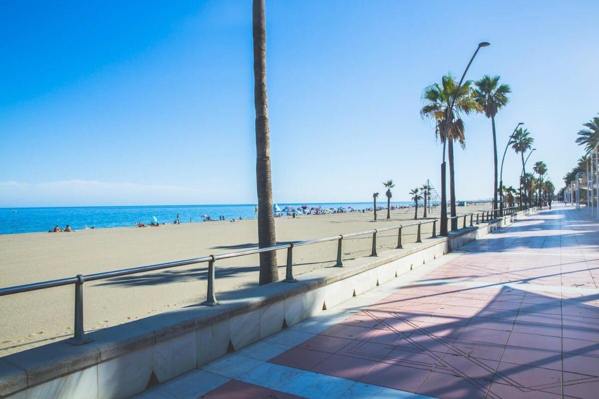 Espectacular Piso En Primera Linea De Playa エステポナ エクステリア 写真